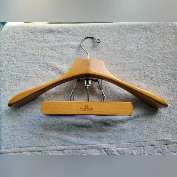 Vintage  Wooden Hanger Harmony House - Picture 2 of 9